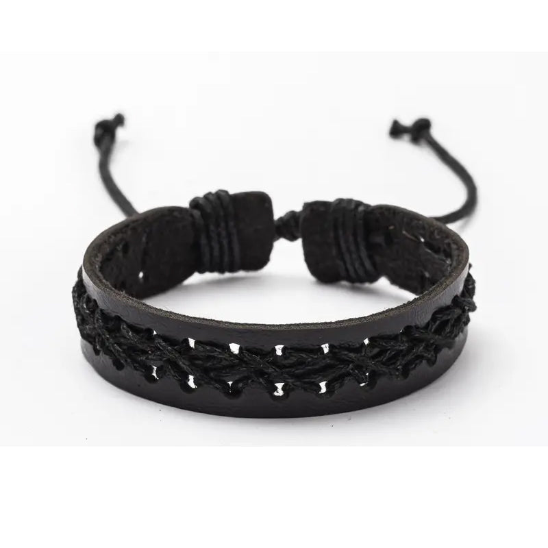 Pulsera de Cuero trenzado con Detalles Varios Modelos en Color Negro